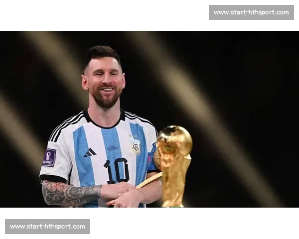 梅西读秒吊射击中横梁 詹俊盛赞:这就是超能力!